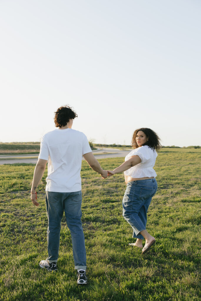 outdoor maternity session
