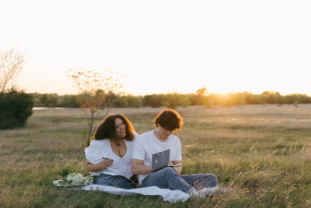 couples maternity photoshoot