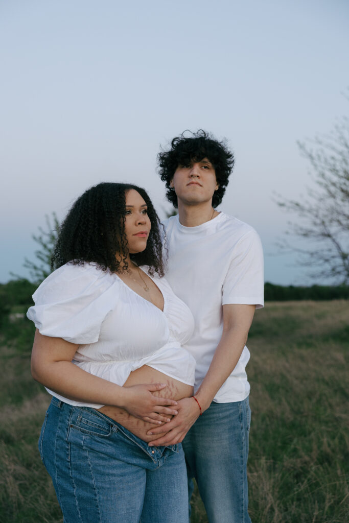 outdoor maternity session