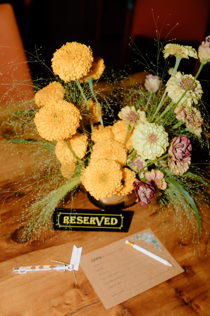 wedding flowers and bridal details