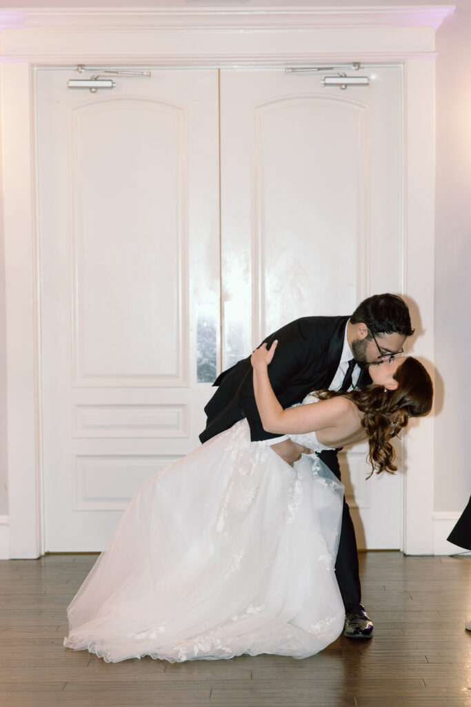 texas wedding bride and groom