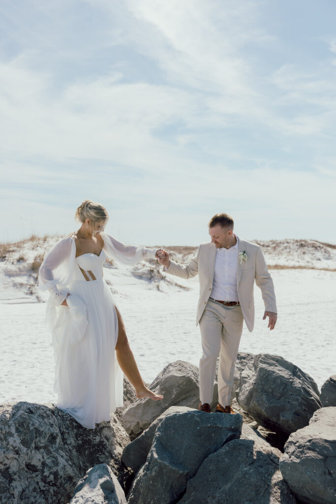 bride and groom beach photography 