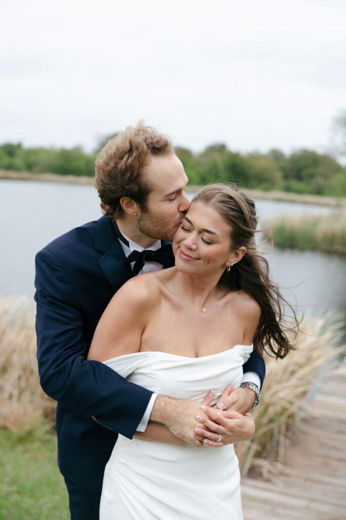 lakeside wedding in spring lakes ranch