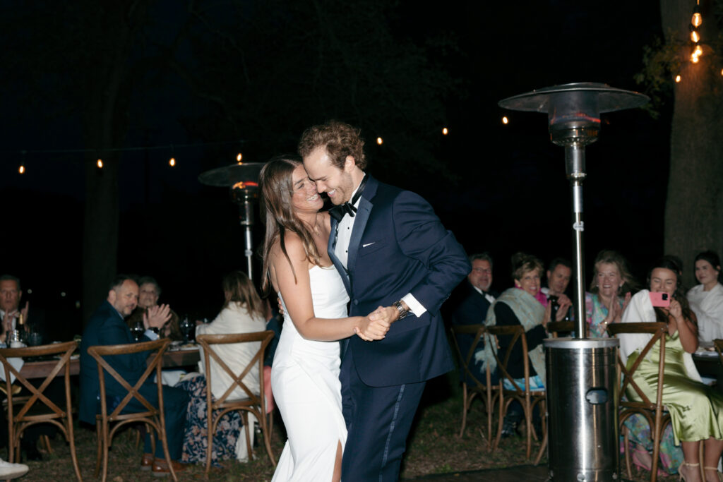 lakeside wedding in spring lakes ranch