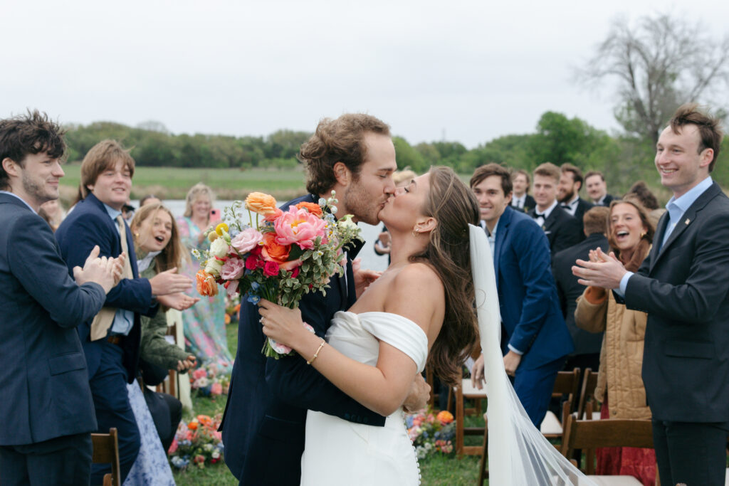 lakeside wedding in spring lakes ranch