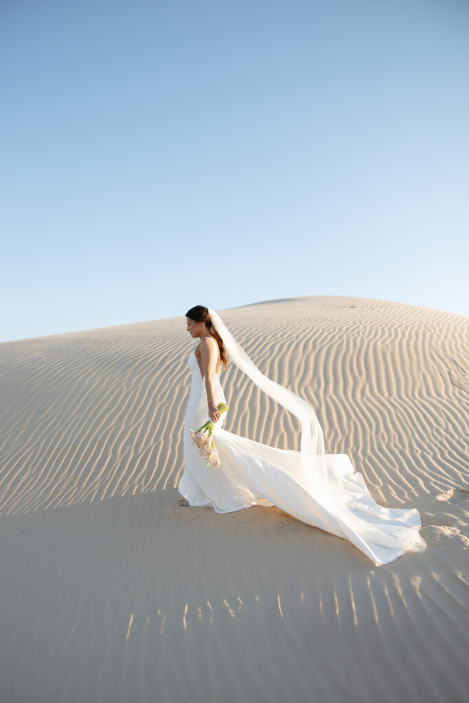 bridal photoshoot in texas at Monahans Sandhills State Park