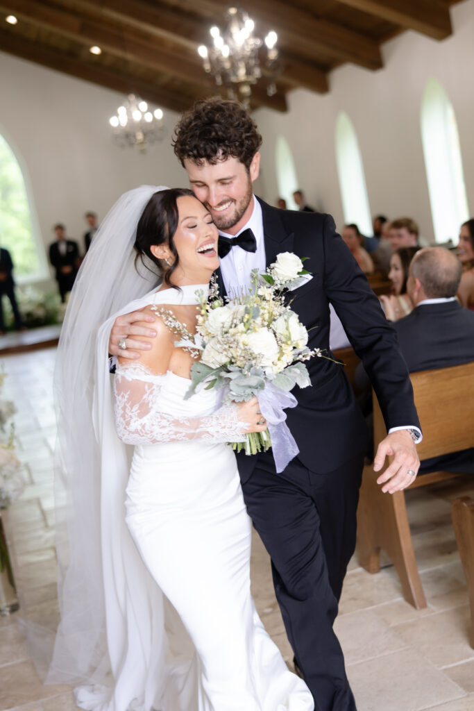 happy couple at the springs in waxahachie